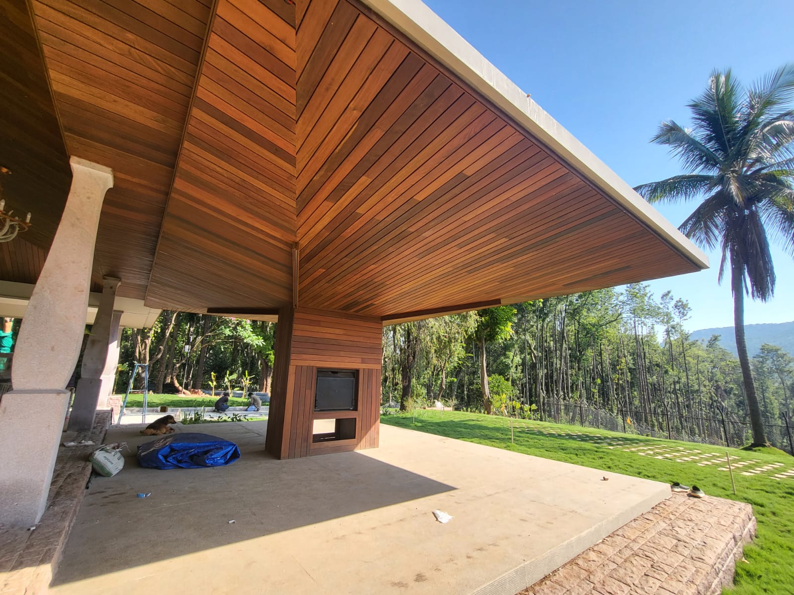 Ipe tropical hardwood facade cladding
