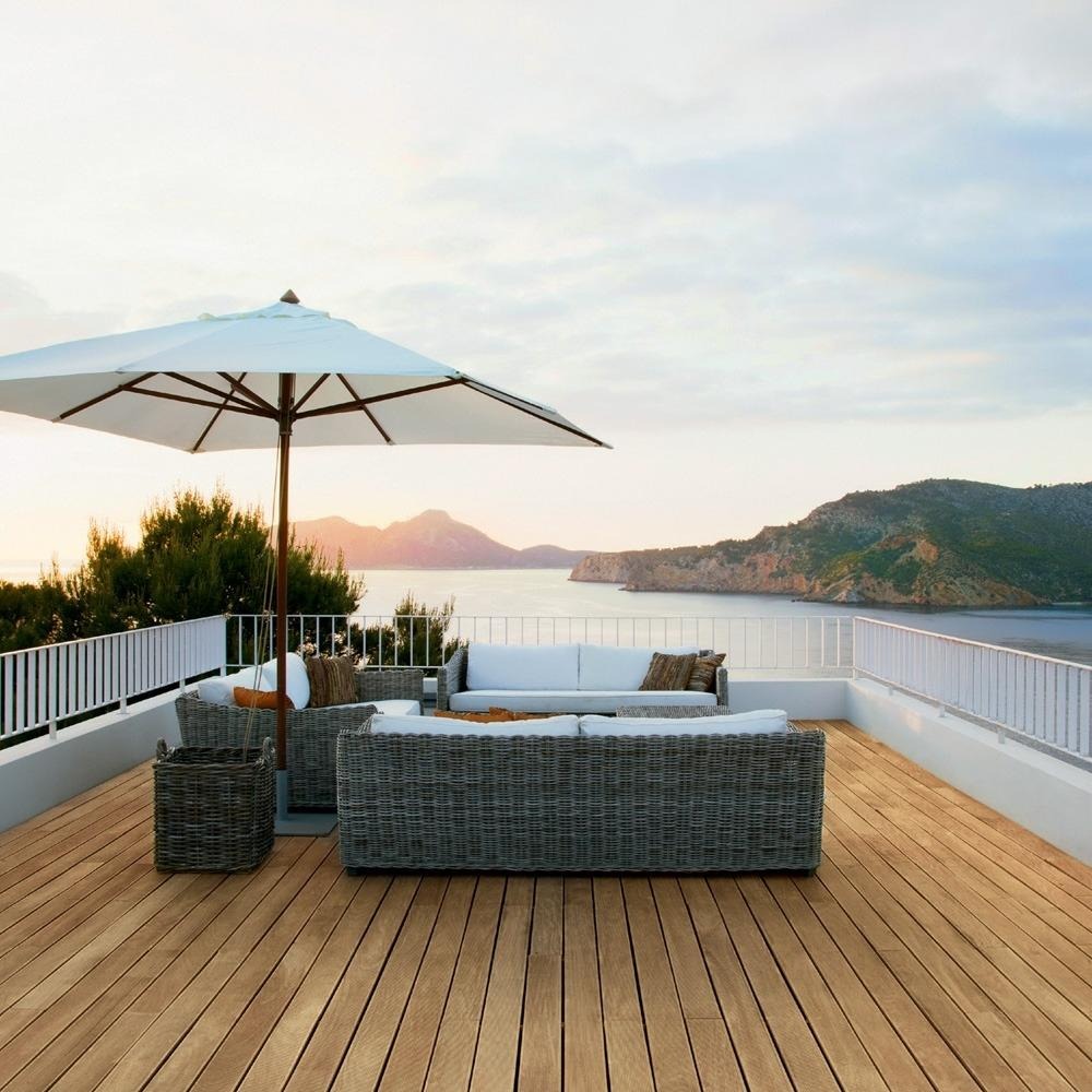 Teak tropical hardwood decking